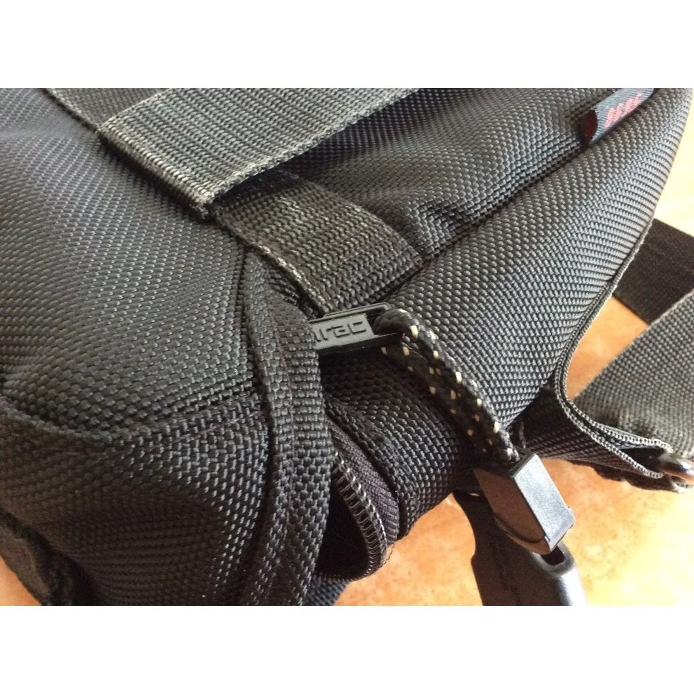 Tamrac Camera Digital Series Bag Shoulder Strap Travel Carry Handle Belt Loop P